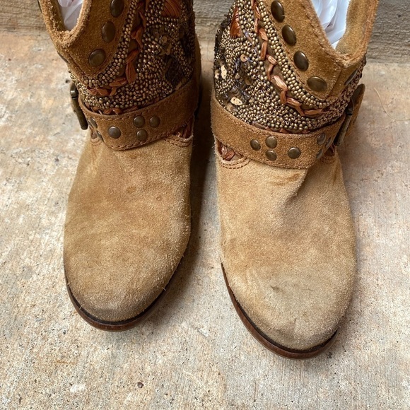 Naughty Monkey Womens 6.5 Boho Tan Suede Beaded Ankle Western Boots - Picture 3 of 9